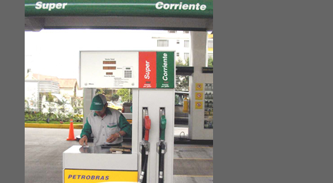 estacion de servicio decorada